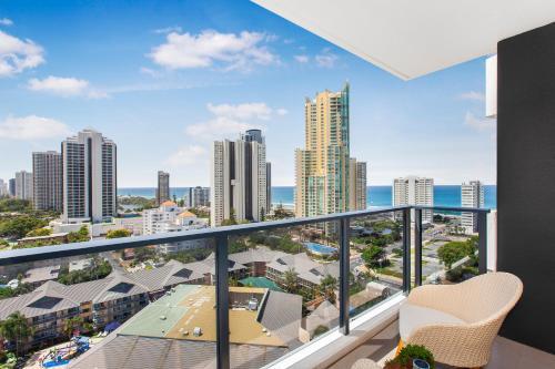 2-bed Beach Apartment With Pool, Parking And Balcony