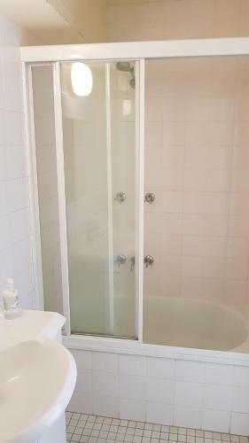 Apartamento Eight Trickett Street Surfers