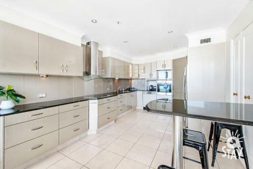 Apartamento Golden Gate Rooftop Pethouse - Qstay