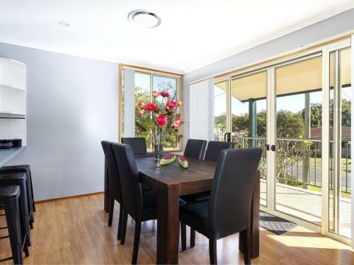 Close To The Myall River - Pet Welcome