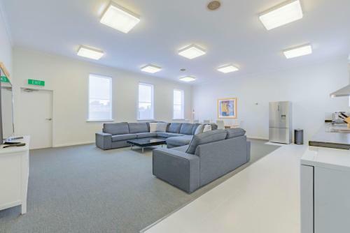 4 Bedroom House - Hobart Cbd - Free Parking