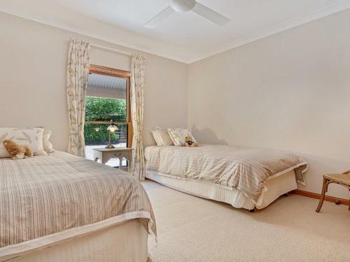 Jaspers Brush - Tranquil Gardens & Stunning Views