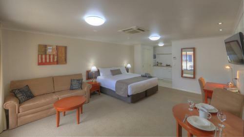 Inverell Rsm Club Motel