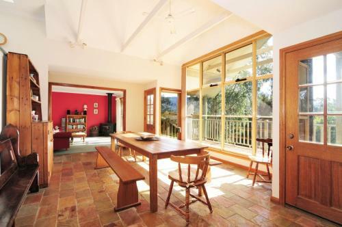 Bonnie Doon - Family Friendly Home!