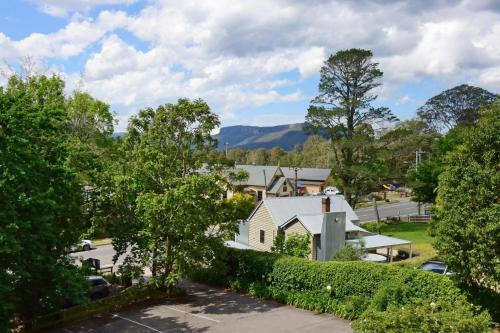 Cloudsong Chalet 1 - Close To The Village Centre!