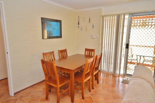 Sun River Chalet 10 Kalbarri Wa