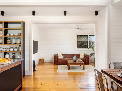 Corner Cottage