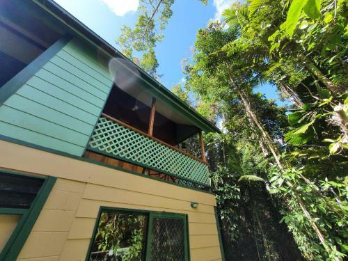 Lodge Cassowary House