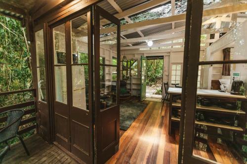Lodge Cassowary House