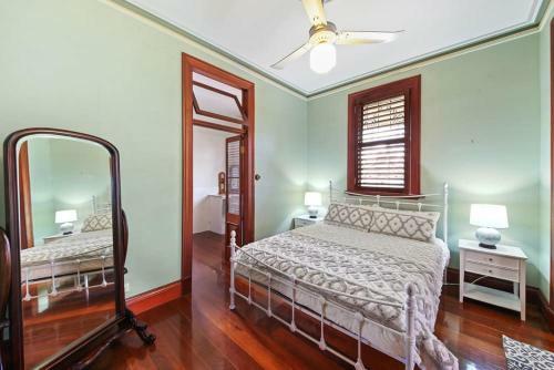 Currawong House Maleny Georgian Style Manor