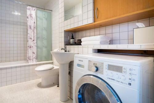 Apartamento Penthouse At Graffiti Laneways & Top Restaurants
