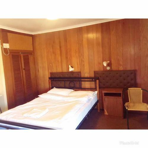 Meekatharra Hotel