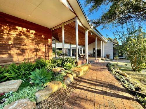 Apartamento Grape Juice Studios 4km To Town And Surfers Point