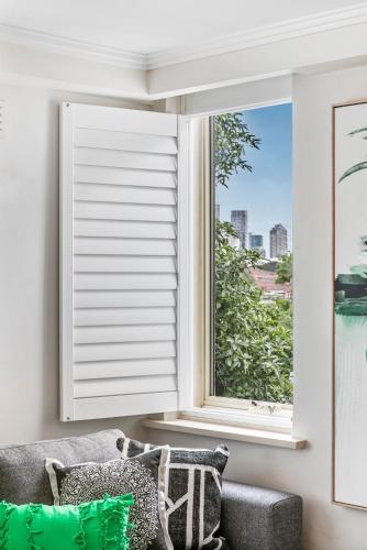 Oversized Apartment Close To City, Parks, Mcg