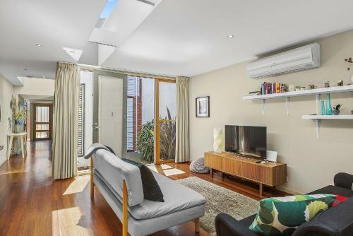 Boutique Stays - Curran Terrace