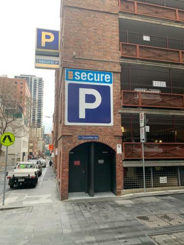 Readyset Apartments On Fulton Lane