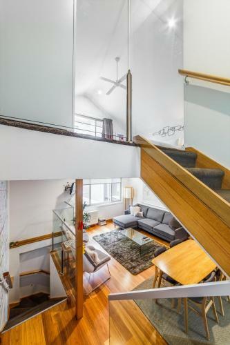 Spacious Homely City Apartment, Near River Walks