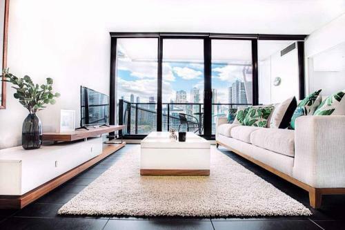 Apartamento 27*docklands@2bd2bth*skybus&free Tram&trainstation