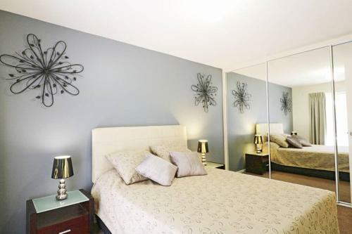 Waterview 8 Luxury Apartment