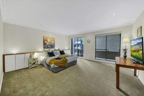 Apartamento A Charming & Spacious 3br Home With Free Parking