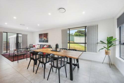 Dunphy Delight By Your Innkeeper Mudgee