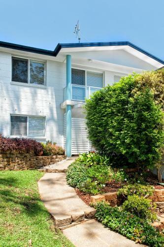 Arabella - Stylish Seaside Sanctuary With Views