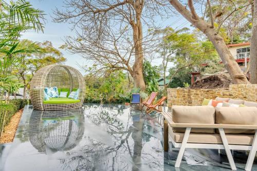 Stylish & Relaxed Lake Home // Narrabeen