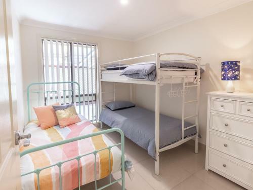 Zabeth 33a Bay Street Nelson Bay