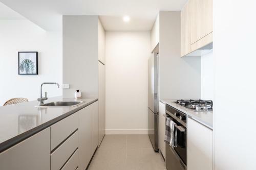 Luxury Beachfront Apartment In Newcastle