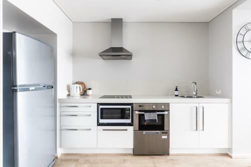 The Lure - Couples Apartment Oaks Nelson Bay