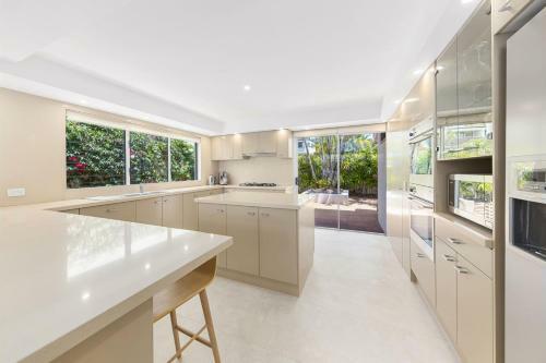 42 Noosa Parade