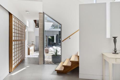Ultimate Light And Space, Noosa Heads