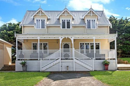 Dunes - Elegant Beach Villa With Huge Heated Swim Spa