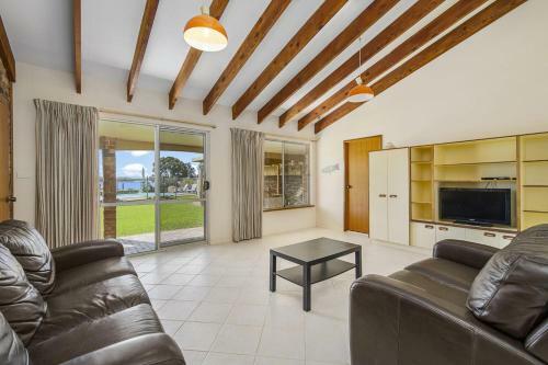 5 Riverpark Road, Port Macquarie Nsw 2444
