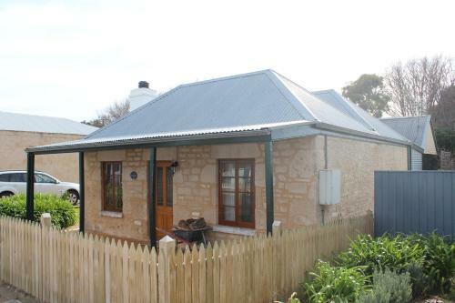 Bed & Breakfast Victoria Cottage