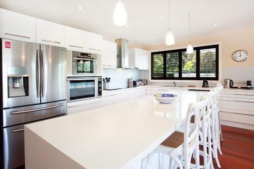 Spacious Family Entertainer Minutes From Manly Beach