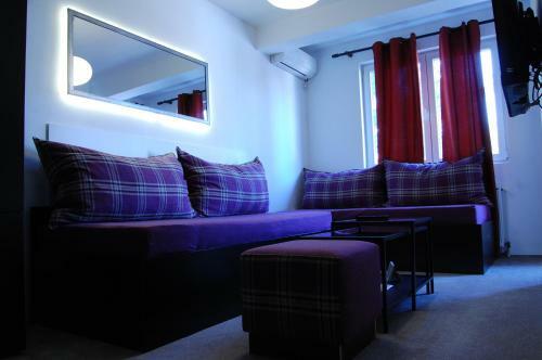 4 Rooms Apartments
