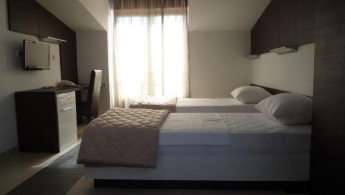 Hostal Apartments Good Night