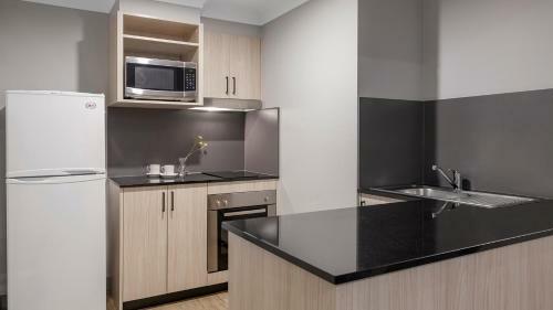 Aparthotel Oaks Sydney North Ryde Suites