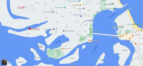 A Waterfront On Palmway