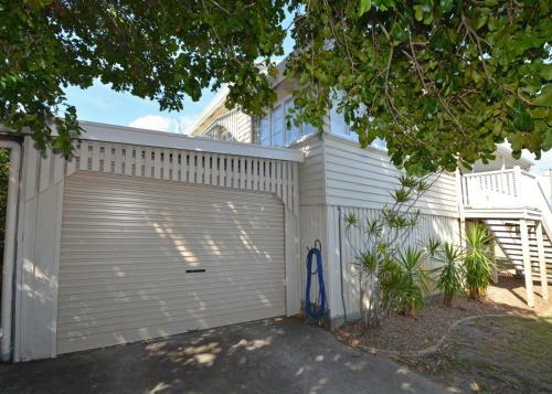 Ocean Breeze Hervey Bay