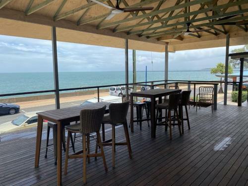 Apartamento Sublime Beachfront Queenslander On The Esplanade