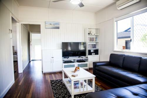 Urangan Harbour Cottage