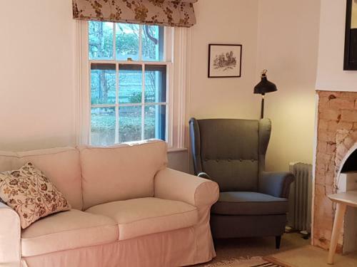 Redruth - 2 Bedroom Cottage Situated In Wandiligong