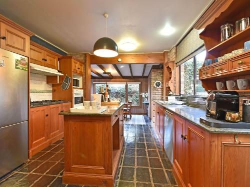 Wangi Waterfront Delight 4br Waterfront Reserve Home