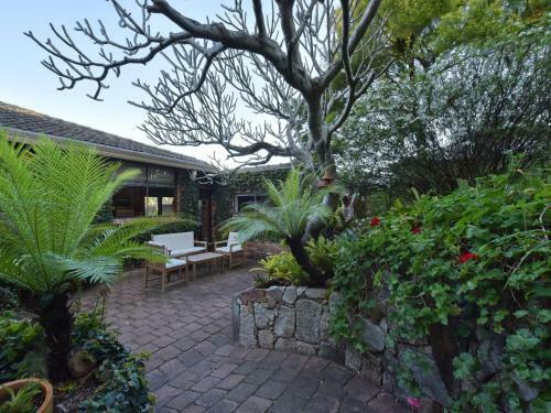 Wangi Waterfront Delight Estate - Waterfront Reserve Home
