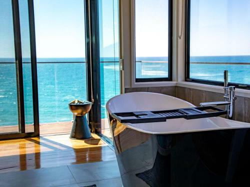 The Deck House - A Wye River Icon