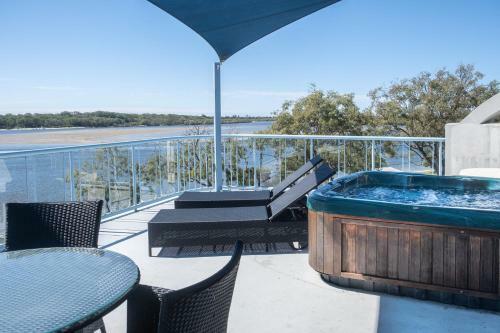 Apartamento Serene Maroochy River Views At Reflections