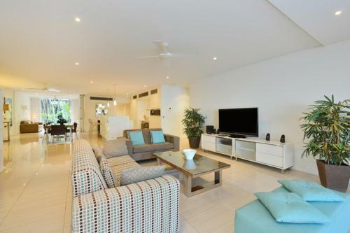 Apartamento Drift Beachfront Condos