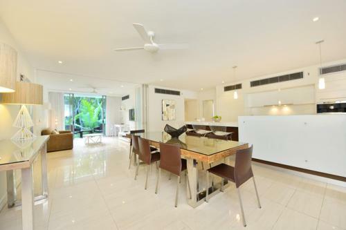 Apartamento Drift Beachfront Condos